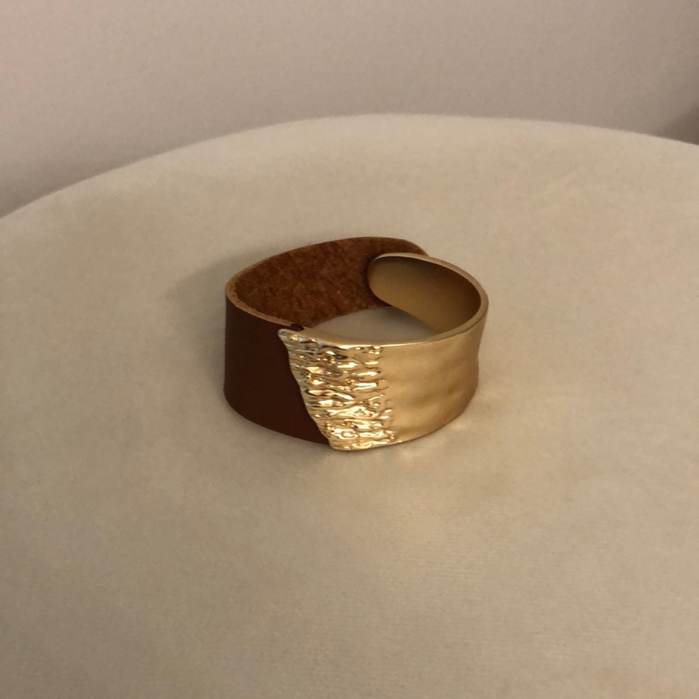 Elegant Gold and Brown Cuff Bracelet